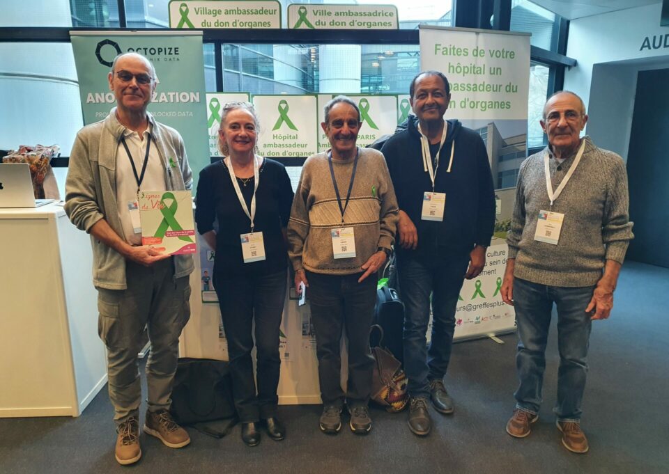 Stand Greffes+ avec les bénévoles de France Rein Rhône notamment