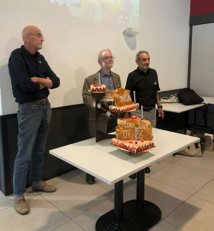 La gâteau d'anniversaire des 40 ans de France Rein Drôme Ardèche